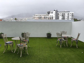 Honeymoon Condo Studio Apartments